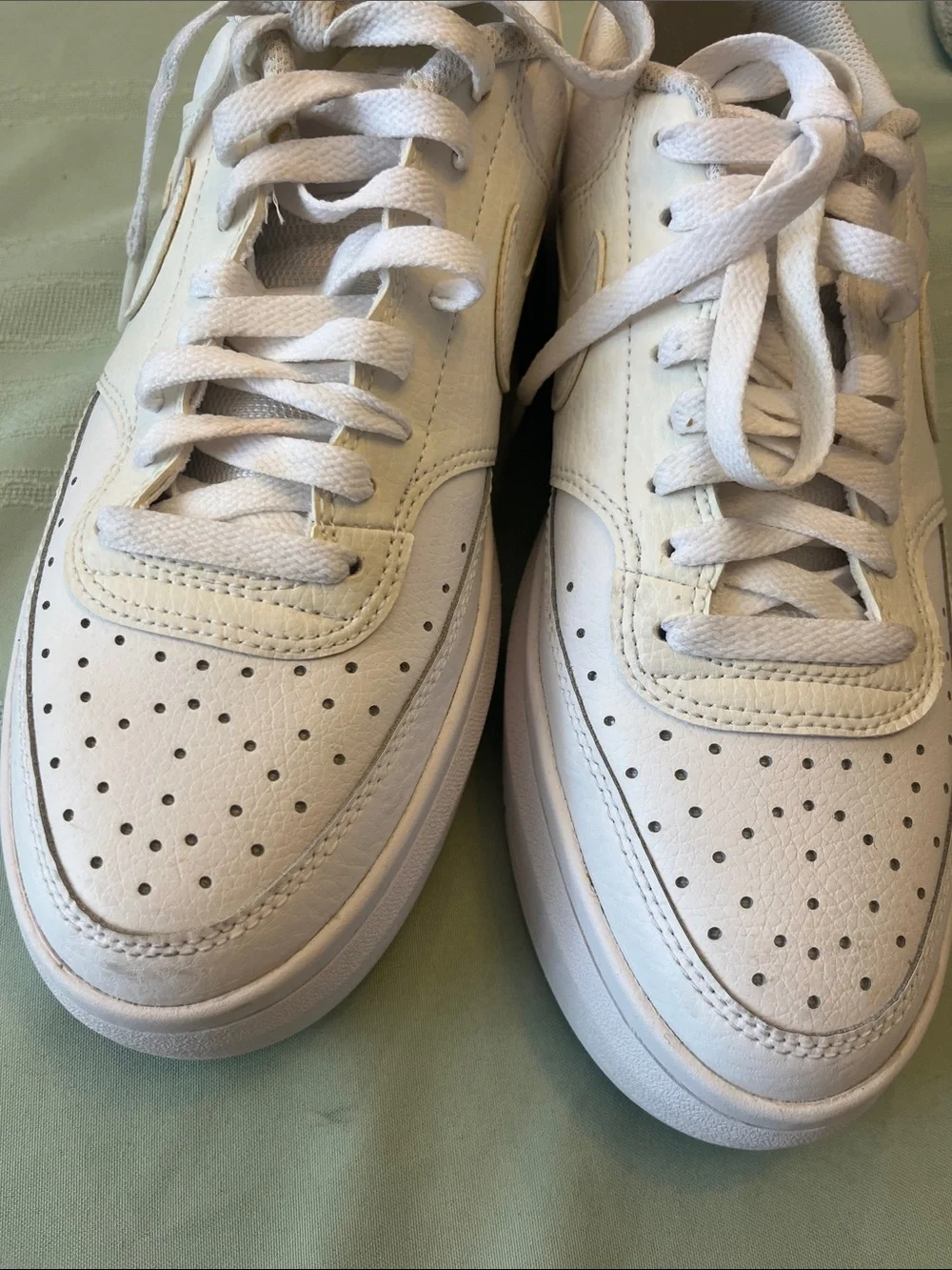 Nike Men’s White Low-Top Sneakers with Perforated Toe